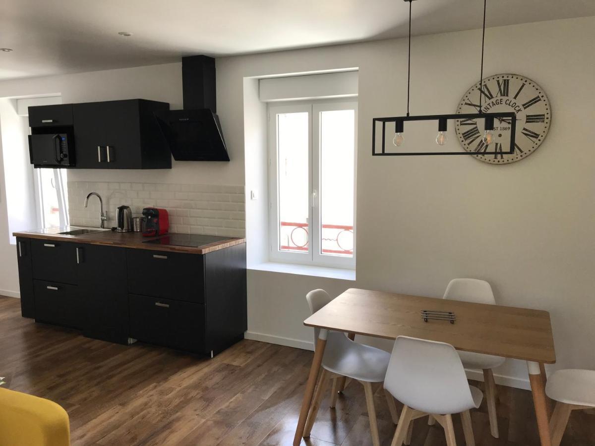 Appartement Calme Et Chaleureux كونكارنو المظهر الخارجي الصورة